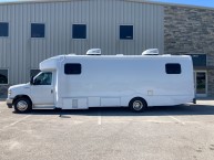 Two Exam Room & Lab Mobile Clinic ADA Picture 3e